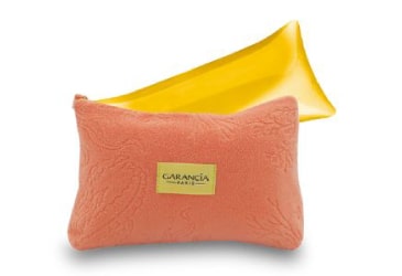Une trousse de plage coussin OFFERTE