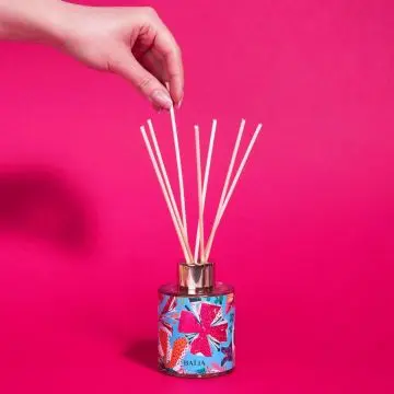 Île d'Azur Bouquet Parfumé 120ml - Baïja - Accessoire - Visuel 3 Île d'Azur Bouquet Parfumé 120ml - Baïja - Accessoire - Visuel 3