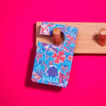 Île d'Azur Parfum Voiture  - Baïja - Accessoire - Visuel 3 Île d'Azur Parfum Voiture  - Baïja - Accessoire - Visuel 3