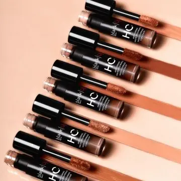 Anticernes  Haute Couvrance 1 - Black Up - Maquillage - Visuel 2