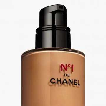 N°1 DE CHANEL EMBELLISSEUR DE TEINT MEDIUM CORAL 30ML - CHANEL - Maquillage - Visuel 2