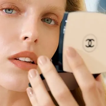 LES BEIGES PALETTE REGARD BELLE MINE NATURELLE SOFT 4.5G - CHANEL - Maquillage - Visuel 3