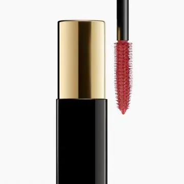NOIR ALLURE MASCARA VOLUME, LONGUEUR, COURBE ET DÉFINITION 47 ROUGE INTENSE 6G - CHANEL - Maquillage - Visuel 3