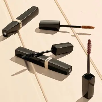 LES BEIGES MASCARA 10 NOISETTE 6G - CHANEL - Maquillage - Visuel 4