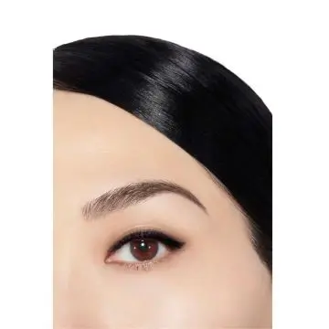 LE CRAYON YEUX CRAYON CONTOUR DES YEUX PRÉCISION 01 NOIR BLACK 1G - CHANEL - Maquillage - Visuel 2