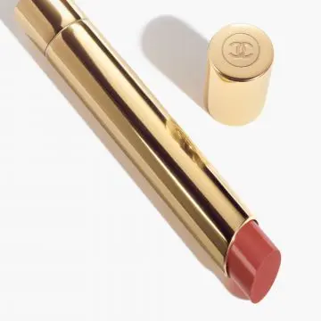 ROUGE ALLURE L'EXTRAIT ROUGE À LÈVRES 927 ORANGE POLAIRE 2G - CHANEL - Maquillage - Visuel 4