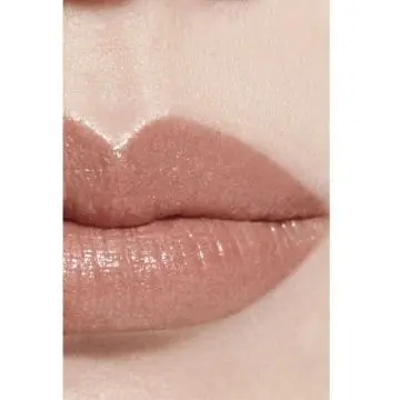 ROUGE ALLURE L'EXTRAIT LE ROUGE HAUTE INTENSITÉ - EXTRAIT DE LUMIÈRE ET DE SOIN - RECHARGE 812 - CHANEL - Maquillage - Visuel 2