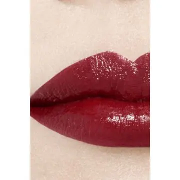 ROUGE ALLURE LAQUE ROUGE À LÈVRES LIQUIDE 95 SPELL 5,5ML - CHANEL - Maquillage - Visuel 3