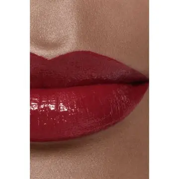 ROUGE ALLURE LAQUE ROUGE À LÈVRES LIQUIDE 95 SPELL 5,5ML - CHANEL - Maquillage - Visuel 4