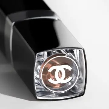 ROUGE COCO BLOOM LE ROUGE À LÈVRES HYDRATANT ET REPULPANT LONGUE TENUE, COULEUR ET BRILLANCE INTENSES 150 EASE 3G - CHANEL - Maquillage - Visuel 2