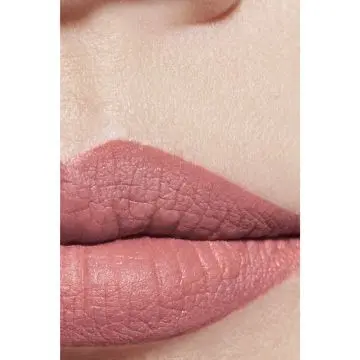ROUGE ALLURE VELVET ROUGE À LÈVRES 478 RENCONTRE - CHANEL - Maquillage - Visuel 2