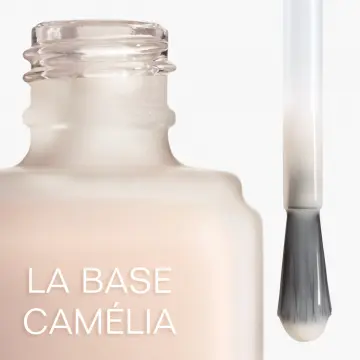 LA BASE CAMÉLIA LA BASE FORTIFIANTE, PROTECTRICE ET LISSANTE 13ML - CHANEL - Maquillage - Visuel 2