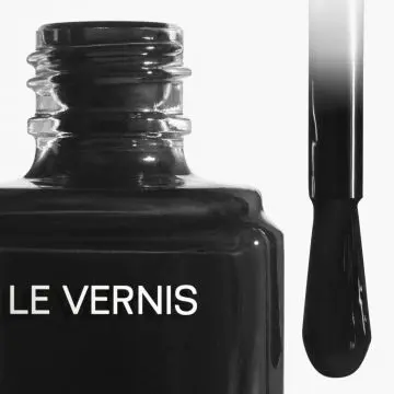 LE VERNIS VERNIS À ONGLES 161 LE DIABLE EN CHANEL 13ML - CHANEL - Maquillage - Visuel 2