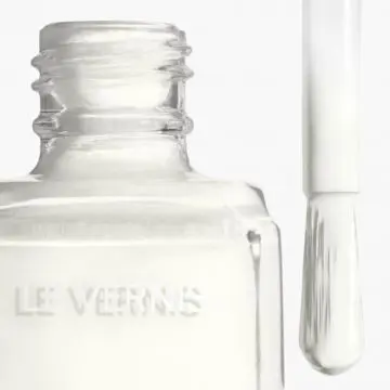 LE VERNIS VERNIS À ONGLES 
