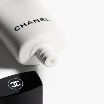 LA MOUSSE CRÈME NETTOYANTE AU CAMÉLIA TUBE 150ML - CHANEL - Soin - Visuel 2
