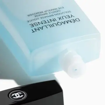DÉMAQUILLANT YEUX INTENSE SOLUTION BIPHASE DOUCE FLACON 100ML - CHANEL - Soin - Visuel 2