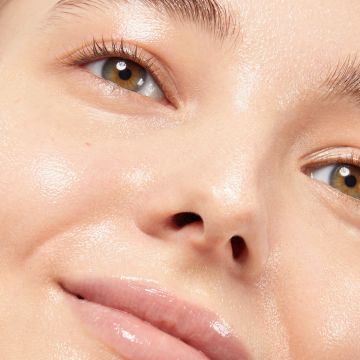 Huile très Démaquillante Aux extraits de gentiane jaune & mélisse des Alpes Flacon 150 ml - Clarins - Soin - Visuel 3