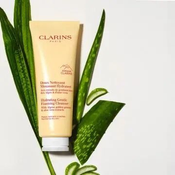 Doux Nettoyant Moussant Hydratant Nettoyant Visage - Peaux Normales à Sèches 125ml - Clarins - Soin - Visuel 4