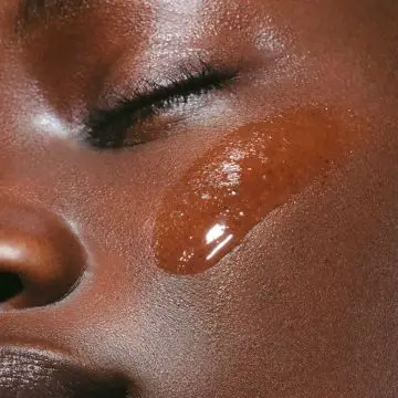 Lotion Tonique Hydratante Aux Extraits d'Aloe Vera & Fleur de Safran - Peaux Normales à Sèches 200ml - Clarins - Soin - Visuel 3