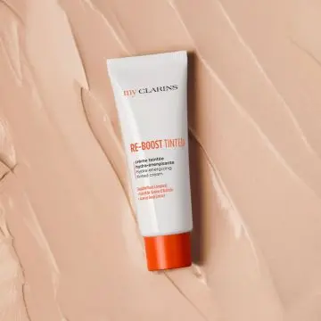 my Clarins RE-BOOST TINTED Crème Teintée Hydra-Énergisante 50ml - Clarins - Soin - Visuel 2 my Clarins RE-BOOST TINTED Crème Teintée Hydra-Énergisante 50ml - Clarins - Soin - Visuel 2