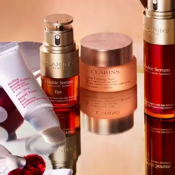 Peeling Beauté Éclair<br/>Resurfaçant & coup d'éclat   Exfoliant et Gommage Tube 50ml - Clarins - Soin - Visuel 4