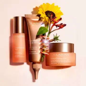 Extra-Firming Cou et Décolleté Soin jeunesse lift-regalbant 75ml - Clarins - Soin - Visuel 4