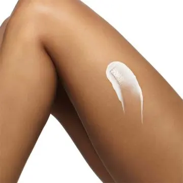 Lait Corps Hydratant Velours Lait Hydratant pour le Corps Flacon 400ml - Clarins - Soin - Visuel 2