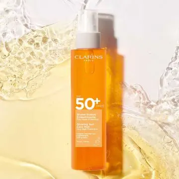 Brume Solaire Embellissante SPF50+ Corps 150ml - Clarins - Soin - Visuel 2