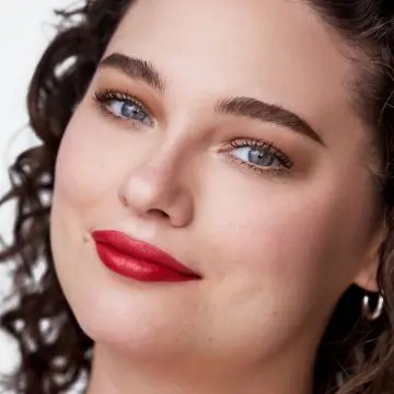 Clinique Pop Rouge à Lèvres Longue Tenue Fini Satiné 37 Peppermint Pop - Clinique - Maquillage - Visuel 3