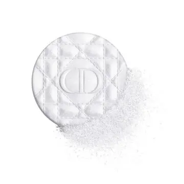 Forever Glow Luminizer Highlighter Infusé d'Acide Hyaluronique 06 Opal Sequin - Dior - Maquillage - Visuel 2