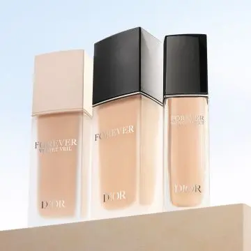 Dior Forever Velvet Veil Base de Teint Mate Floutant  - Dior - Maquillage - Visuel 4