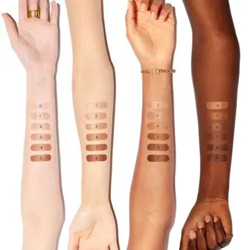 Dior Forever Glow Star Filter - Fluide Sublimateur de Teint - Illuminateur Multi-usage 8N - Dior - Maquillage - Visuel 4