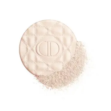 Forever Nude Matte Filter Poudre Fixatrice Floutante Fini Mat Lumineux 01 Fair - Dior - Maquillage - Visuel 2