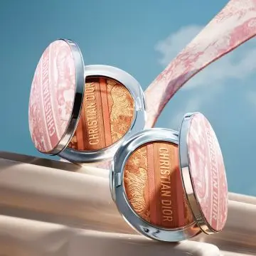 Dior Forever Nude Bronze - Édition Limitée Poudre Bronzante Fini Éclat Naturel 031 Coral Bronze - Dior - Maquillage - Visuel 4