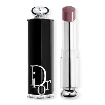 Dior Addict Rouge à Lèvres Brillant - 90 % d'Origine Naturelle 704 Divine Plum - Dior - Maquillage - Visuel 1