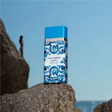 Light Blue Capri In Love Eau de Parfum 50ml - Dolce & Gabbana - Parfum - Visuel 4 Light Blue Capri In Love Eau de Parfum 50ml - Dolce & Gabbana - Parfum - Visuel 4