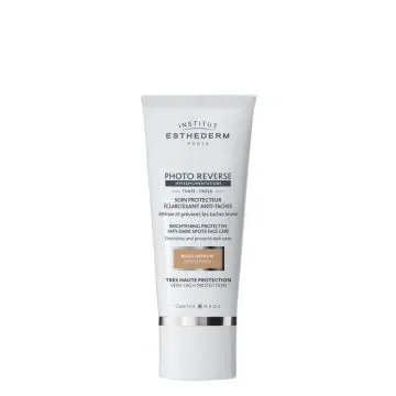 Photo Reverse Teinté Soin Protecteur Eclaircissant Anti-taches Beige Médium 50ml - Esthederm - Soin - Visuel 1 Photo Reverse Teinté Soin Protecteur Eclaircissant Anti-taches Beige Médium 50ml - Esthederm - Soin - Visuel 1