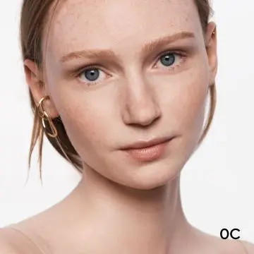 Terracotta Le Teint Glow Fond de Teint Éclat Naturel Longue Tenue - Sans Transfert 0C Cool / Rosé - Guerlain - Maquillage - Visuel 4 Terracotta Le Teint Glow Fond de Teint Éclat Naturel Longue Tenue - Sans Transfert 0C Cool / Rosé - Guerlain - Maquillage - Visuel 4