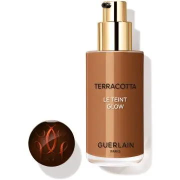 Terracotta Le Teint Glow Fond de Teint Éclat Naturel Longue Tenue - Sans Transfert 7W Warm / Doré - Guerlain - Maquillage - Visuel 2