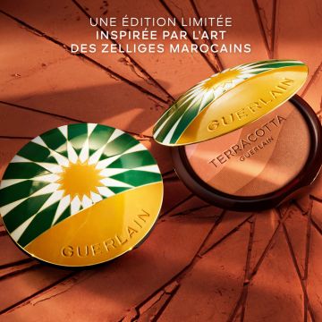Terracotta Summer Glow - Édition Limitée La Poudre Éclat Bonne Mine Naturelle Moyen Doré