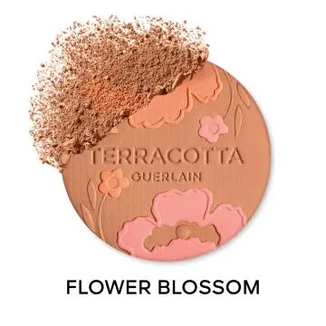Terracotta Flower Blossom - Édition Limitée La Poudre Éclat Bonne Mine Naturelle - 96% d'Ingrédients d'Origine Naturelle  - Guerlain - Maquillage - Visuel 2