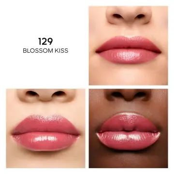 KissKiss Shine Bloom Rouge Brillant 95% d'Ingrédients d'Origine Naturelle 129 BLOSSOM KISS - 3,2g - Guerlain - Maquillage - Visuel 3