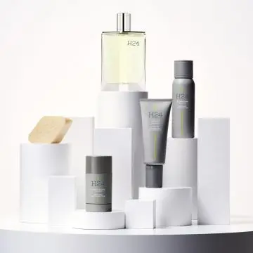 H24 Lavant Solide Visage, Corps & Cheveux 100g - Hermès - Soin - Visuel 3