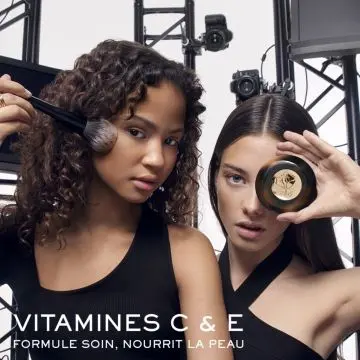 Teint Idole Ultra Wear C.E. Skin Transforming Bronzer Poudre De Soleil 02 - Lancôme - Maquillage - Visuel 4