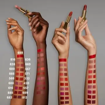 Pure Color Rouge à Lèvres Crème 686 Confident - Estée Lauder - Maquillage - Visuel 4