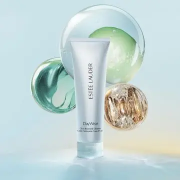 DayWear Gelée Nettoyante Coup d'Éclat 125ml - Estée Lauder - Soin - Visuel 4