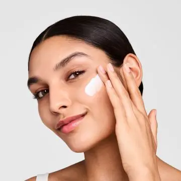 DAYWEAR Sorbet Crème Hydratation 24h Multi-Protection SPF 15 Pot 50ml - Estée Lauder - Soin - Visuel 3