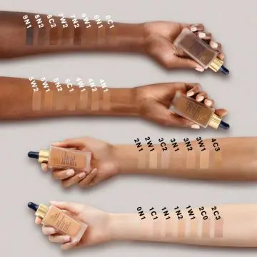 Futurist Sérum de Teint Fond de Teint Léger SPF 20 1N1 Ivory Nude - Estée Lauder - Maquillage - Visuel 4