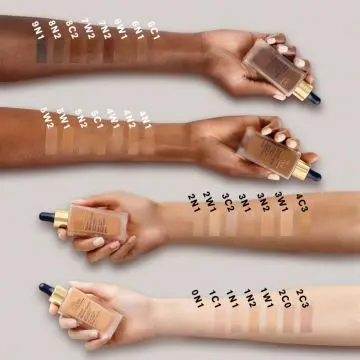 Futurist Sérum de Teint Fond de Teint Léger SPF 20 3N1 Ivory Beige - Estée Lauder - Maquillage - Visuel 4