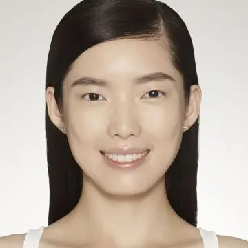 Futurist Sérum de Teint Fond de Teint Léger SPF 20 2W1 Dawn - Estée Lauder - Maquillage - Visuel 2